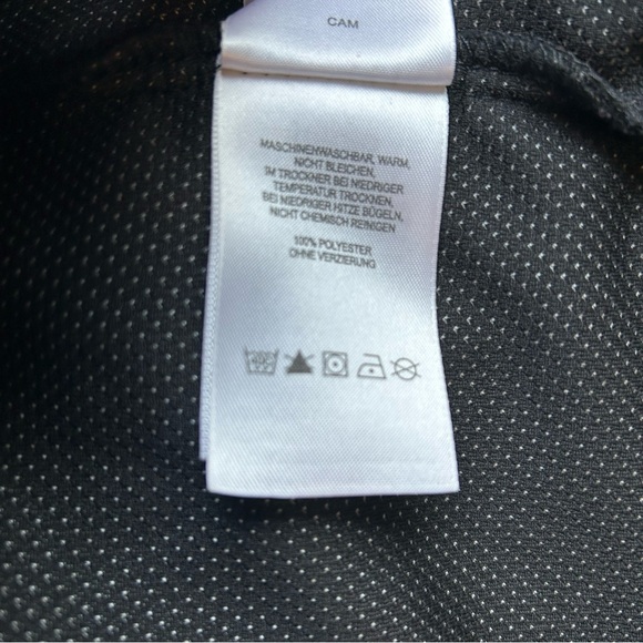 Mountain Hardwear Black Jacket - Picture 8 of 8